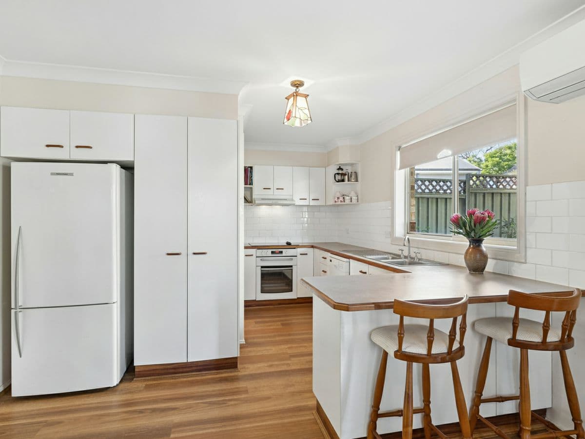 2/4 Cross Street, GLENBROOK, Glenbrook - Thumbnail 3