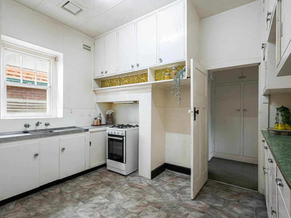 170 Atherton Road, OAKLEIGH, Oakleigh - Thumbnail 4