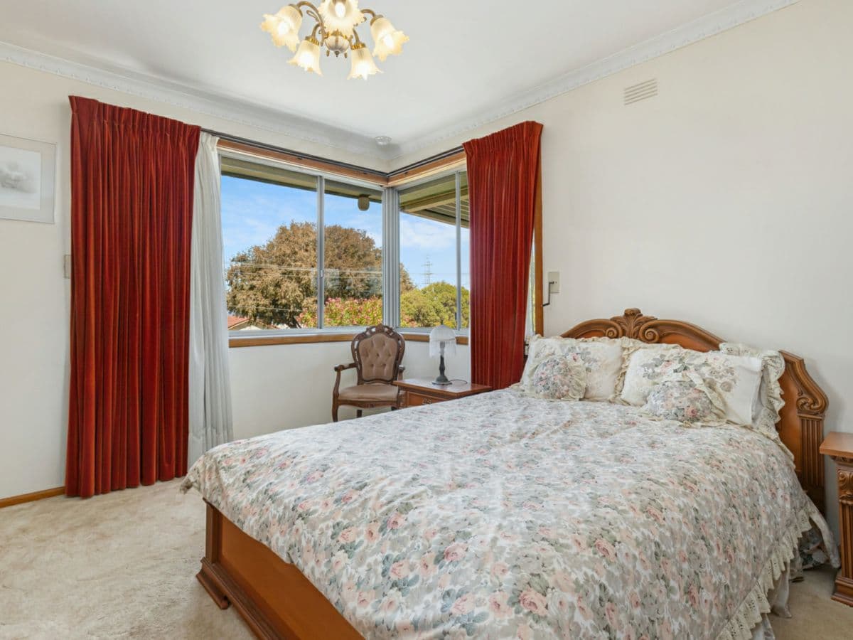 31 Glencannon Crescent, CLAYTON SOUTH, Clayton South - Thumbnail 5