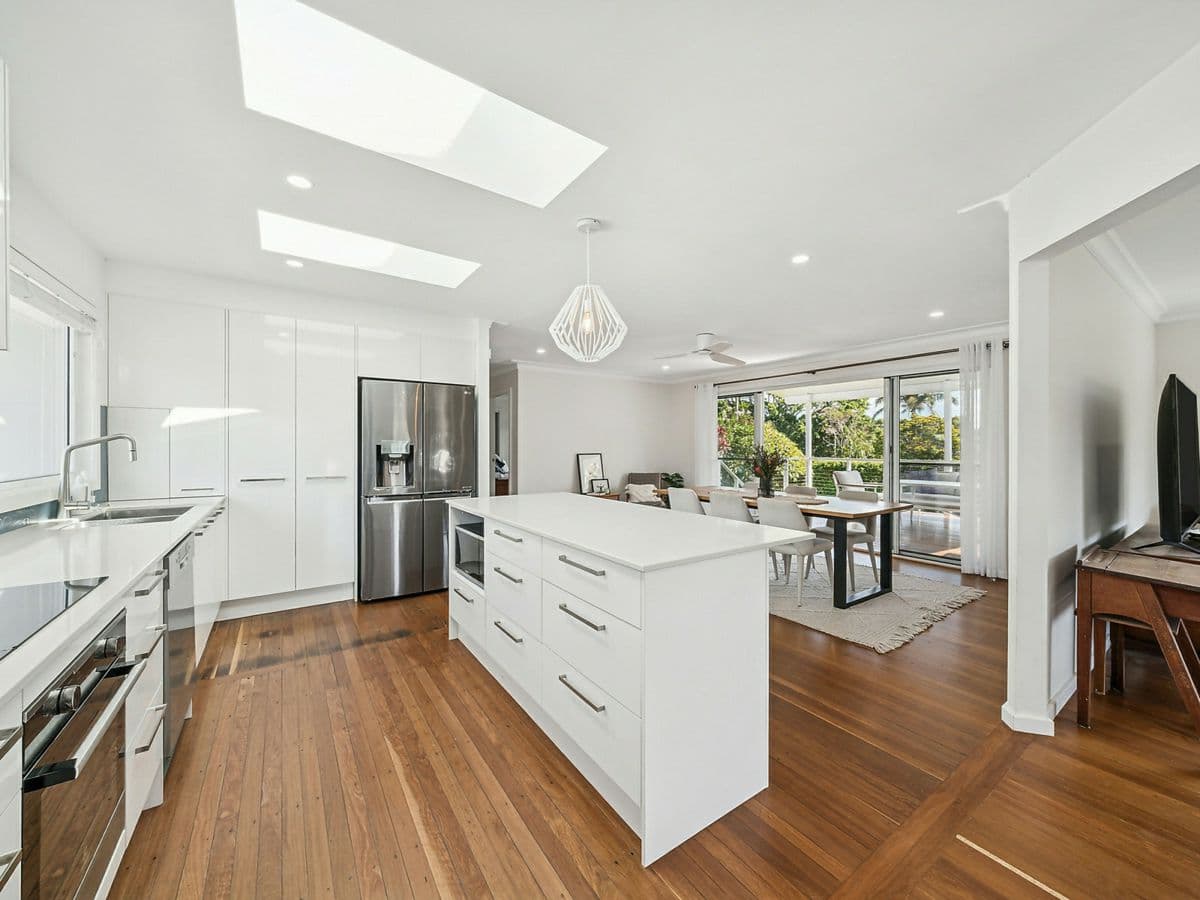 7 Sunnyside Crescent, PORT MACQUARIE, Port Macquarie - Thumbnail 4