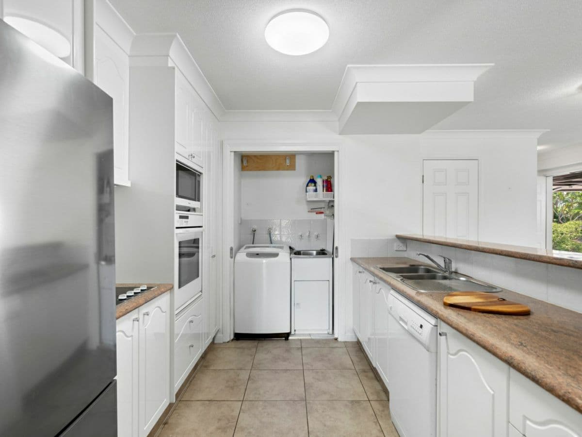 10/100 Cotlew Street East, SOUTHPORT, Southport - Thumbnail 8