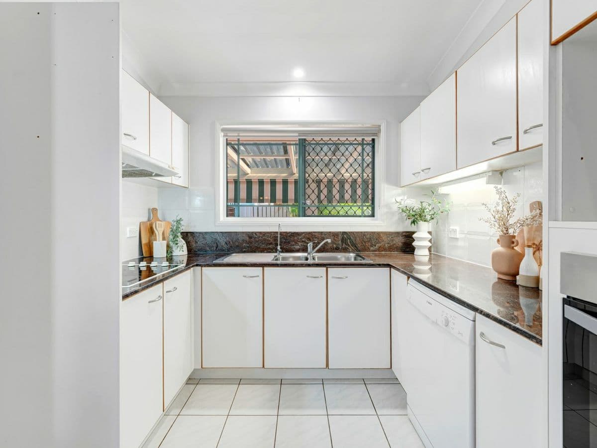 31/12 Debin Street, BRIGHTON, Brighton - Thumbnail 5