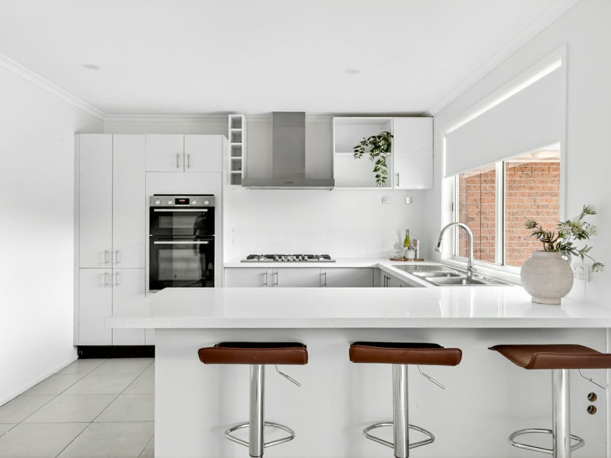 1 Reycroft Avenue, QUAKERS HILL, Quakers Hill - Thumbnail 7