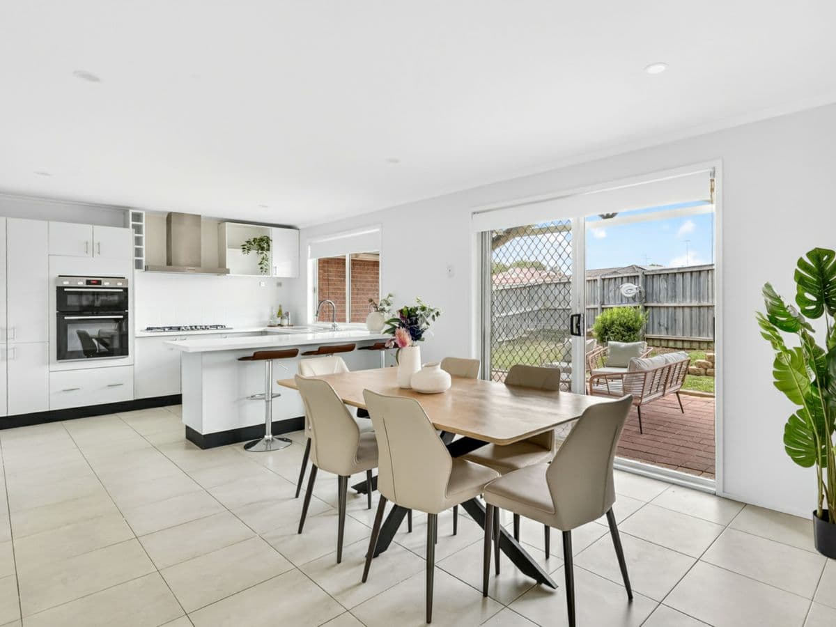 1 Reycroft Avenue, QUAKERS HILL, Quakers Hill - Thumbnail 8