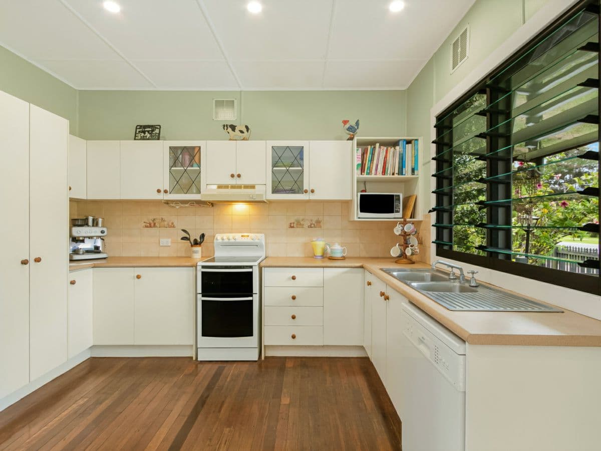 11 Sullivan Street, TWEED HEADS SOUTH, Tweed Heads South - Thumbnail 5