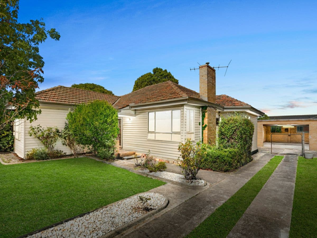 34 Lawson Street, OAKLEIGH EAST, Oakleigh East - Image 1