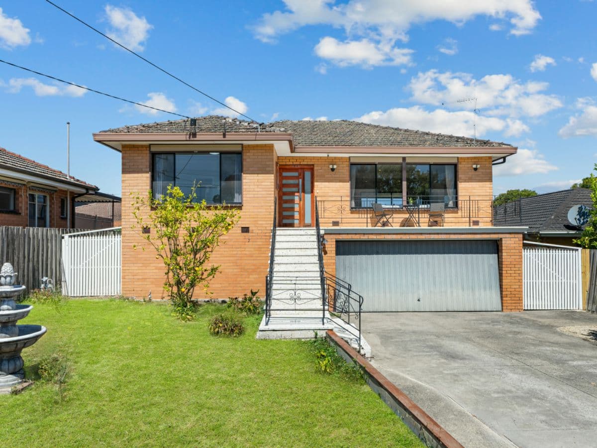 408 Springfield Road, MITCHAM, Mitcham - Thumbnail 2