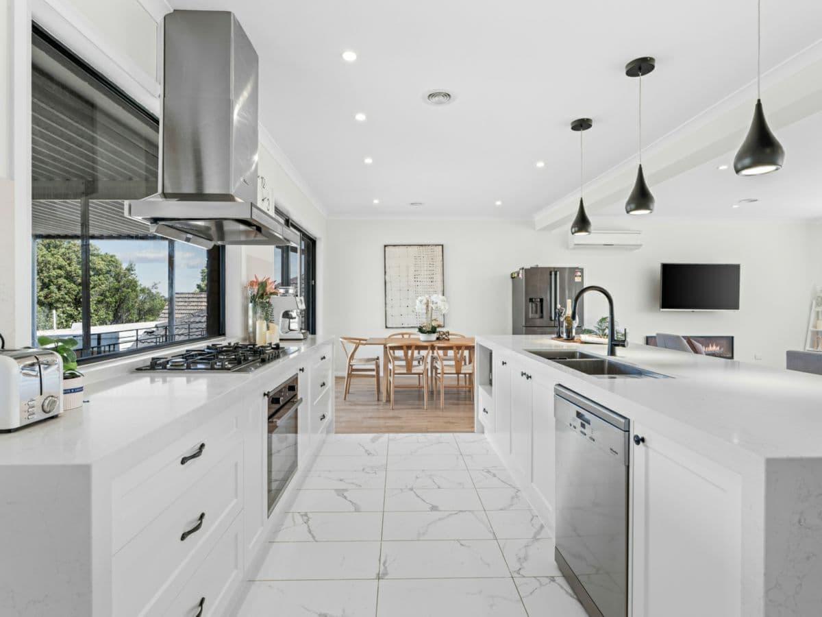 408 Springfield Road, MITCHAM, Mitcham - Thumbnail 8