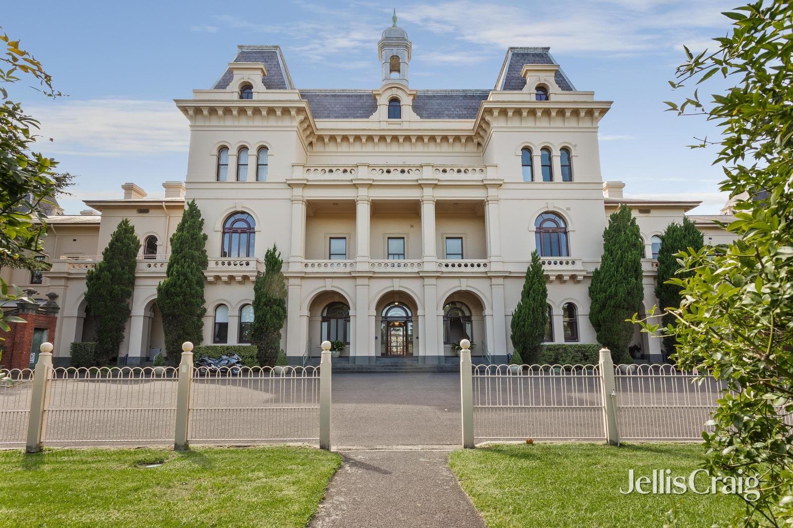 145 Wiltshire Drive, Kew, Kew - Thumbnail 8
