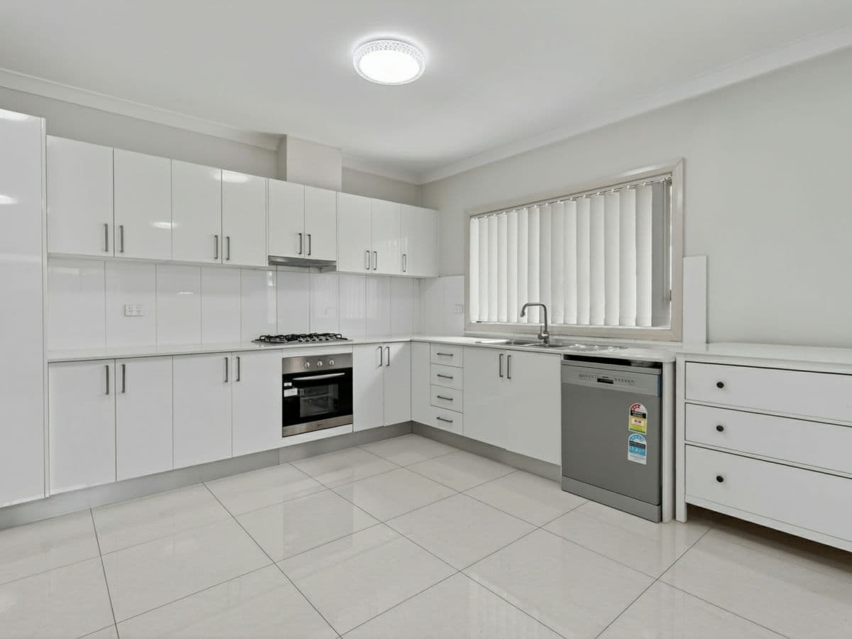 3 Carinya Road, GIRRAWEEN, Girraween - Thumbnail 6