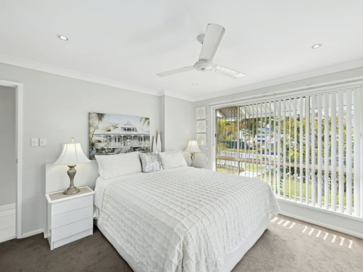 4 Jean Avenue, BERKELEY VALE, Berkeley Vale - Thumbnail 5