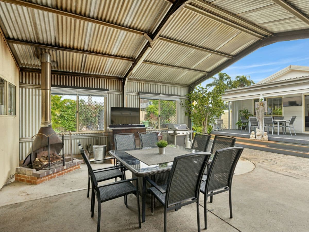 4 Jean Avenue, BERKELEY VALE, Berkeley Vale - Thumbnail 8