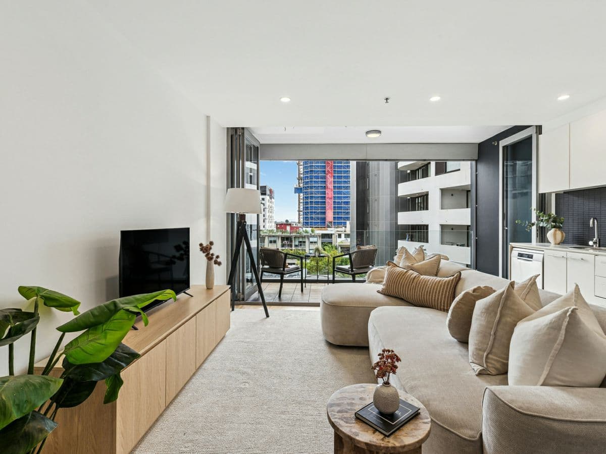 706/34 Oxley Street, ST LEONARDS, St Leonards - Thumbnail 3
