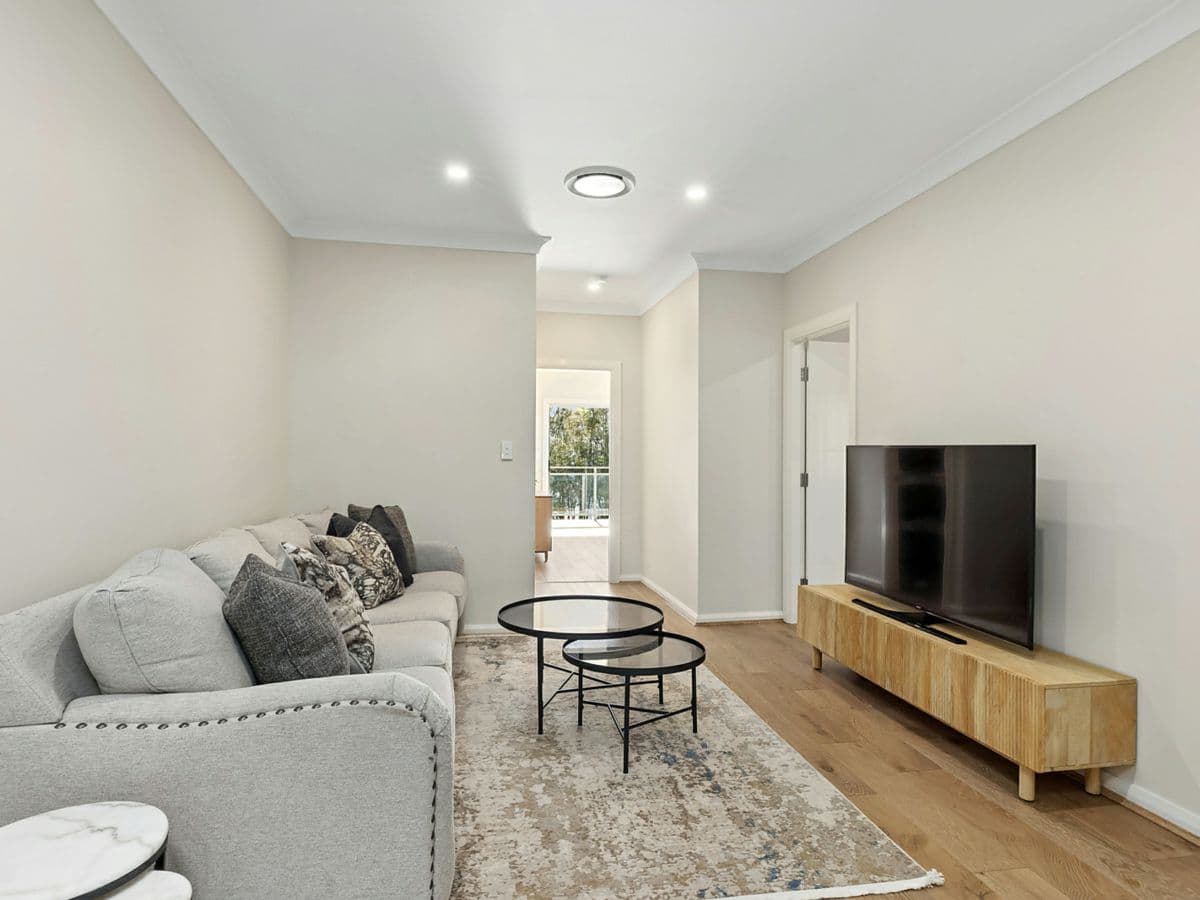 65 Lakedge Avenue, BERKELEY VALE, Berkeley Vale - Thumbnail 6
