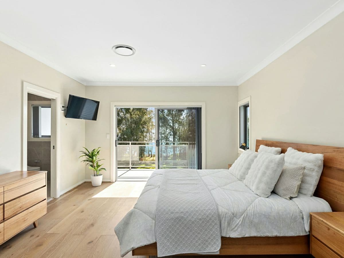 65 Lakedge Avenue, BERKELEY VALE, Berkeley Vale - Thumbnail 7