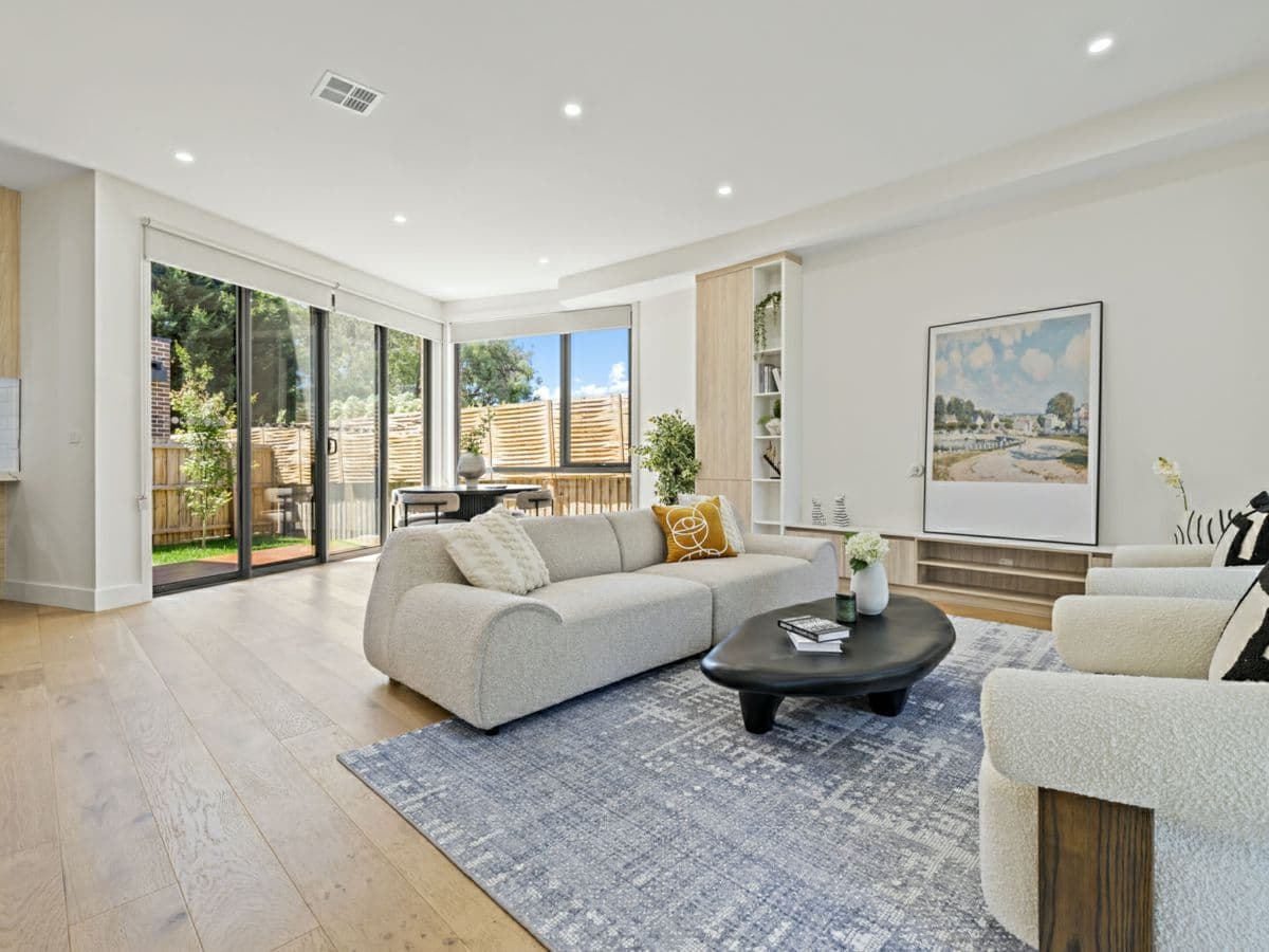1/17 Elmhurst Road, BLACKBURN, Blackburn - Thumbnail 2