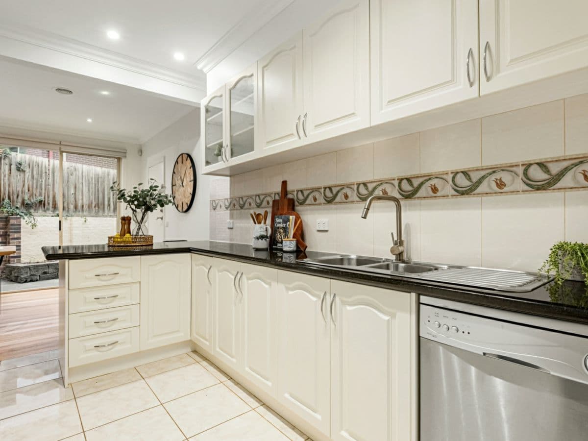 6 Honni Mews, DONCASTER EAST, Doncaster East - Thumbnail 5