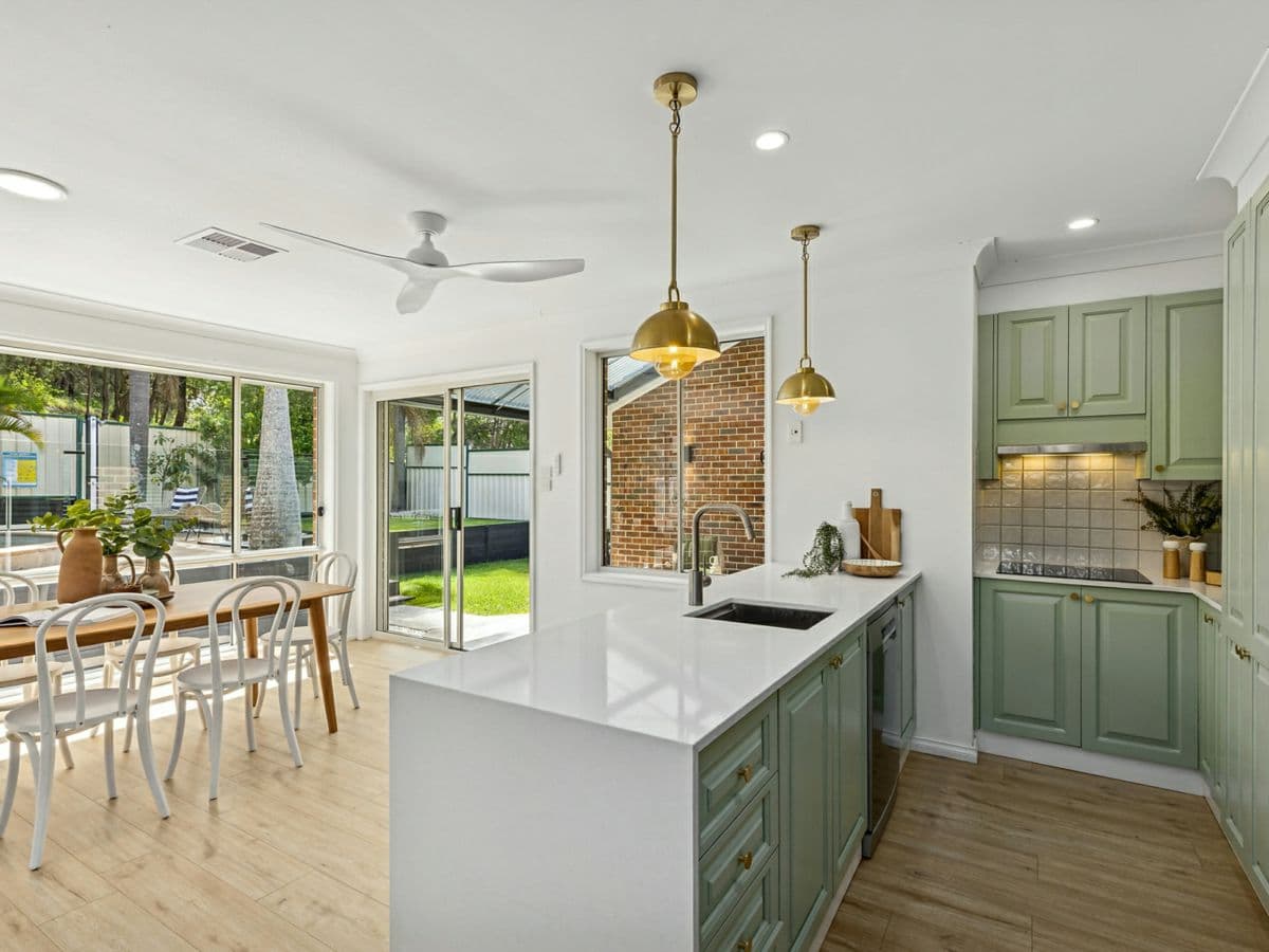 8 Shoalhaven Drive, WOY WOY, Woy Woy - Thumbnail 2