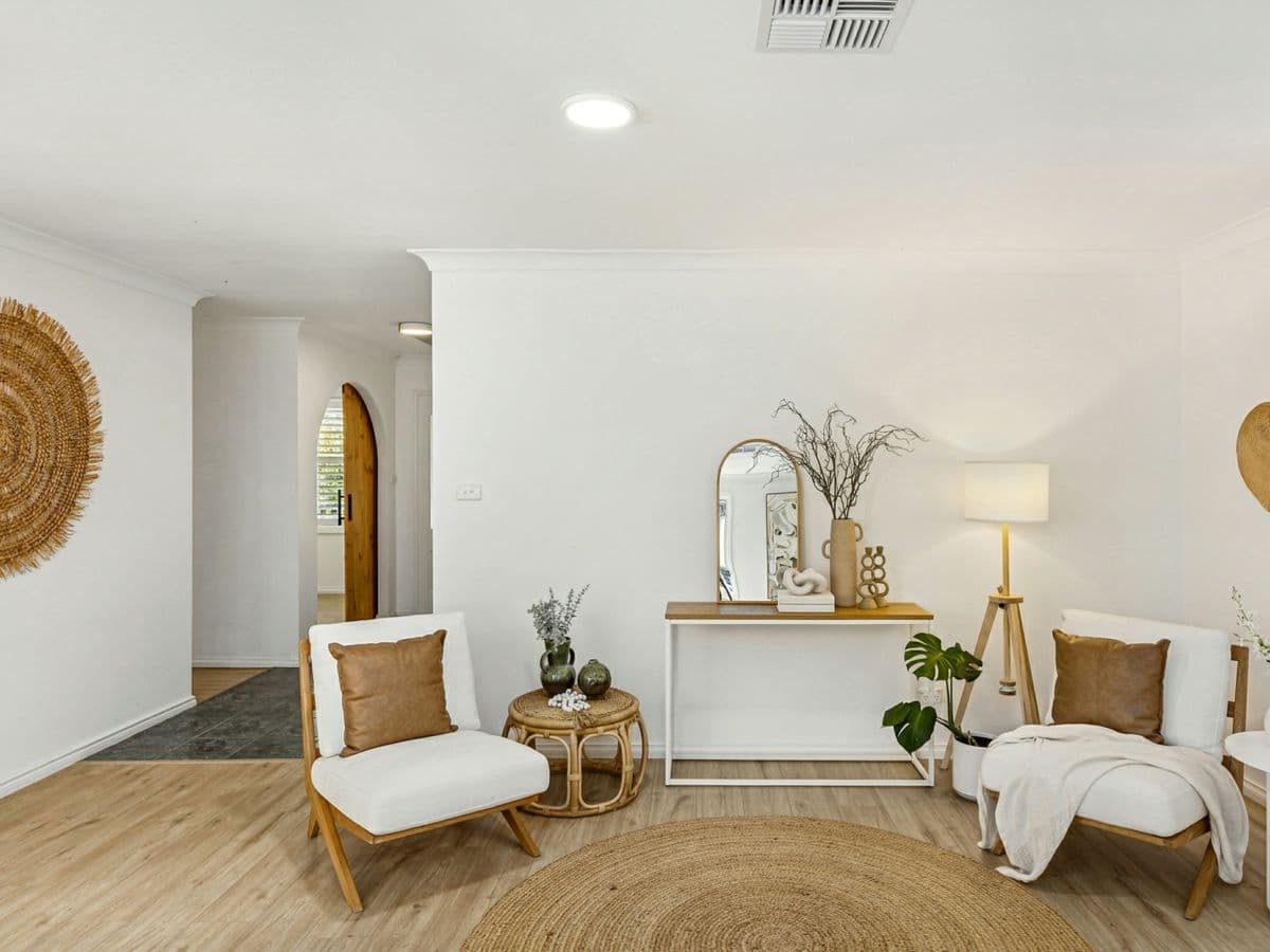 8 Shoalhaven Drive, WOY WOY, Woy Woy - Thumbnail 4