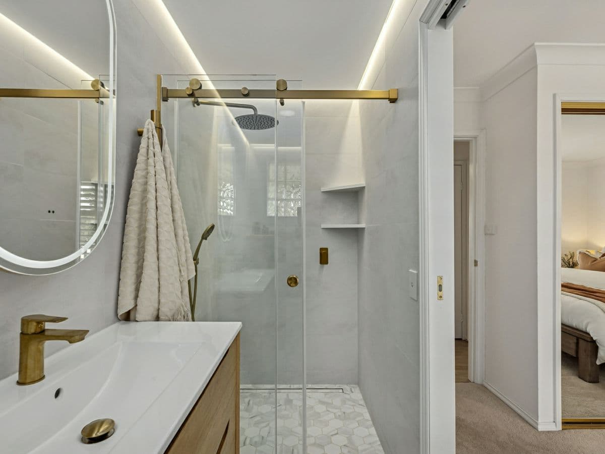 8 Shoalhaven Drive, WOY WOY, Woy Woy - Thumbnail 5
