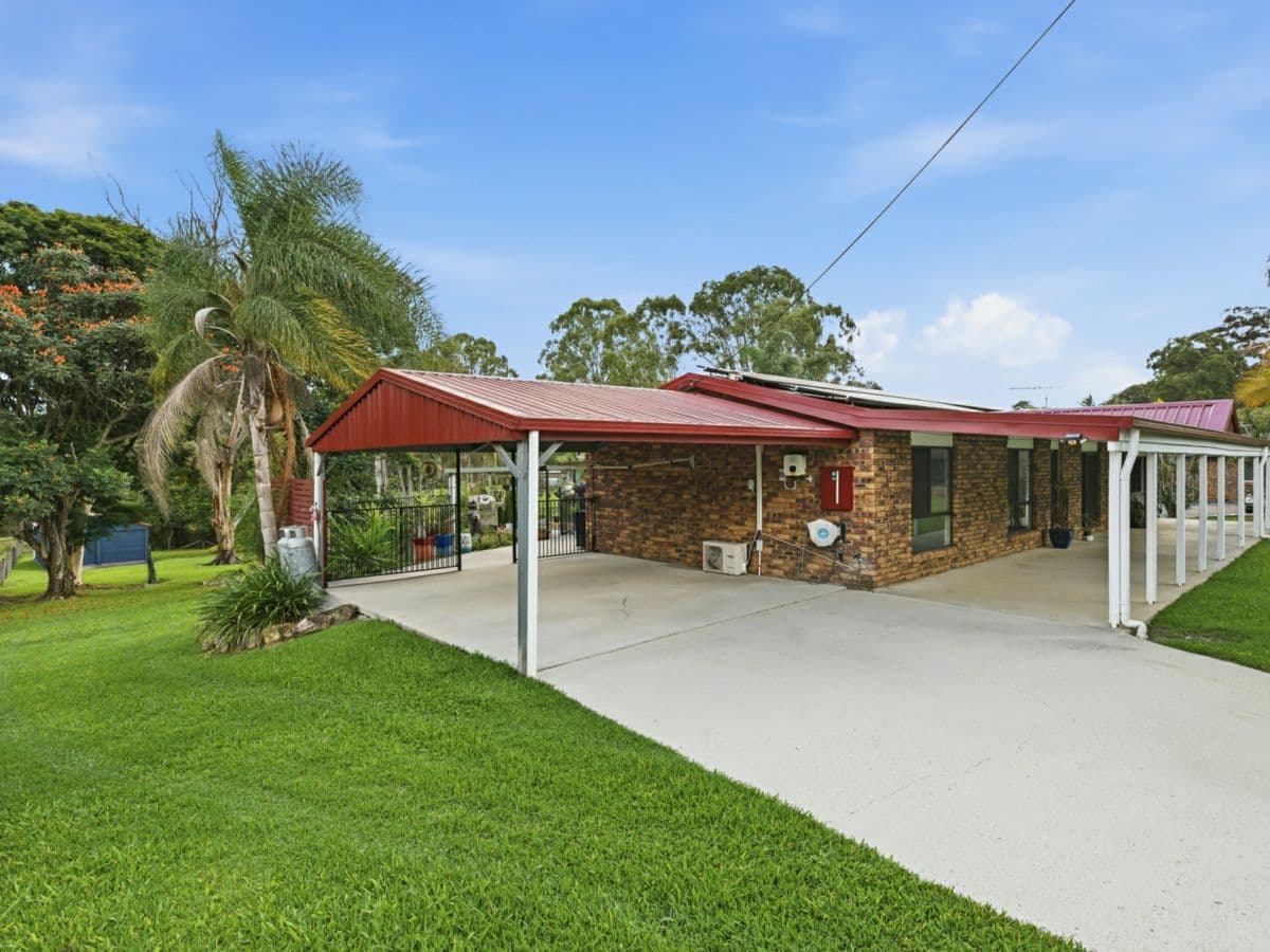 75 Alexandra Parade, WAMURAN, Wamuran - Thumbnail 2