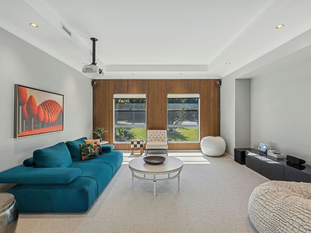 38 Arrowgrass Street, ABERGLASSLYN, Aberglasslyn - Thumbnail 3