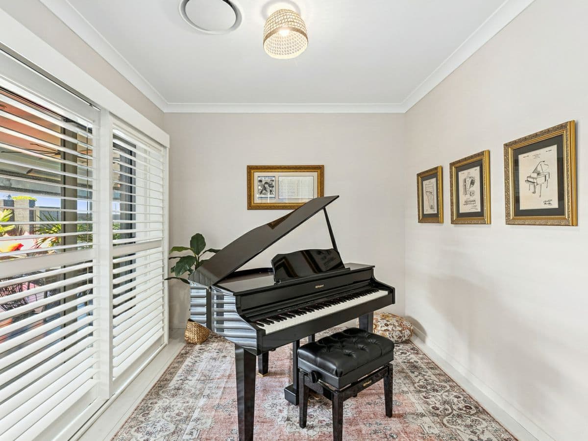 38 Arrowgrass Street, ABERGLASSLYN, Aberglasslyn - Thumbnail 8