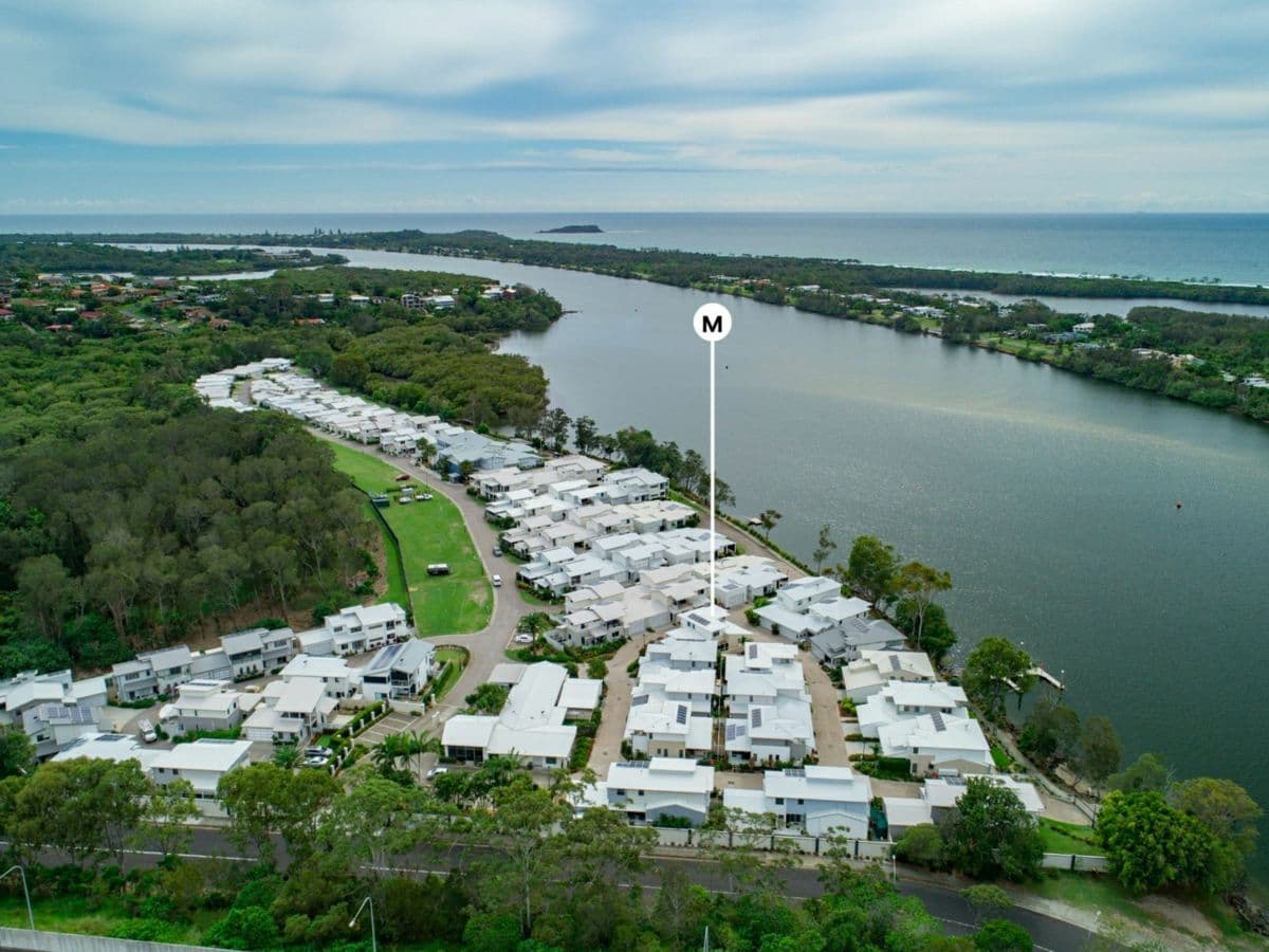 85/2 Barneys Point Road, BANORA POINT, Banora Point - Thumbnail 2