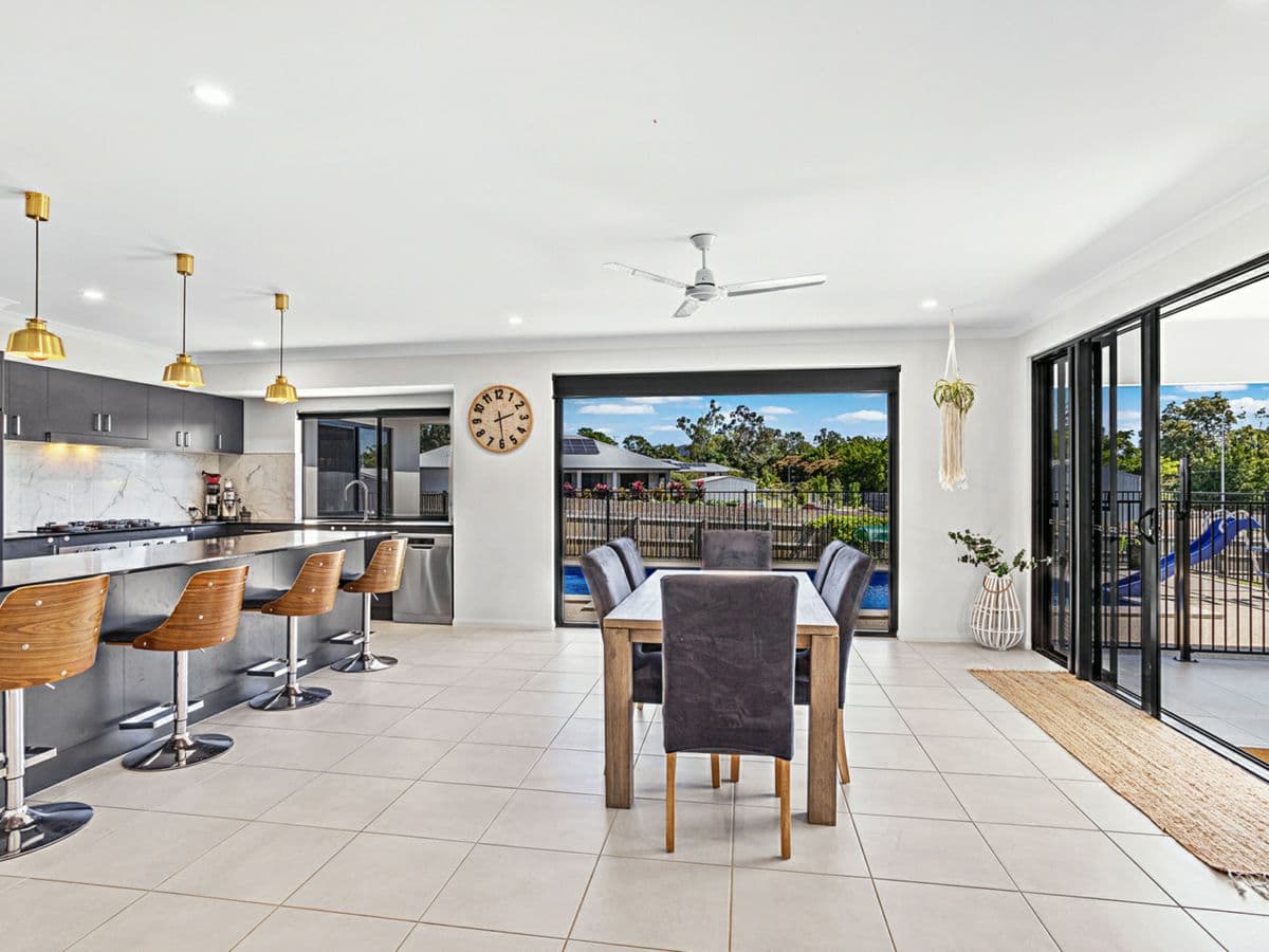 8 Lyndon Court, CANNON VALLEY, Cannon Valley - Thumbnail 6