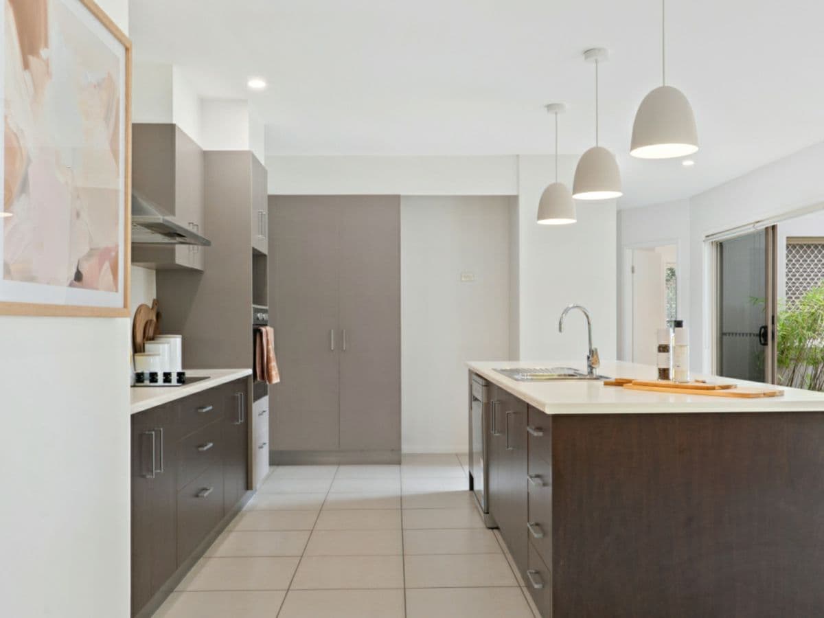 50 Dellwood Circuit, MOLENDINAR, Molendinar - Thumbnail 7