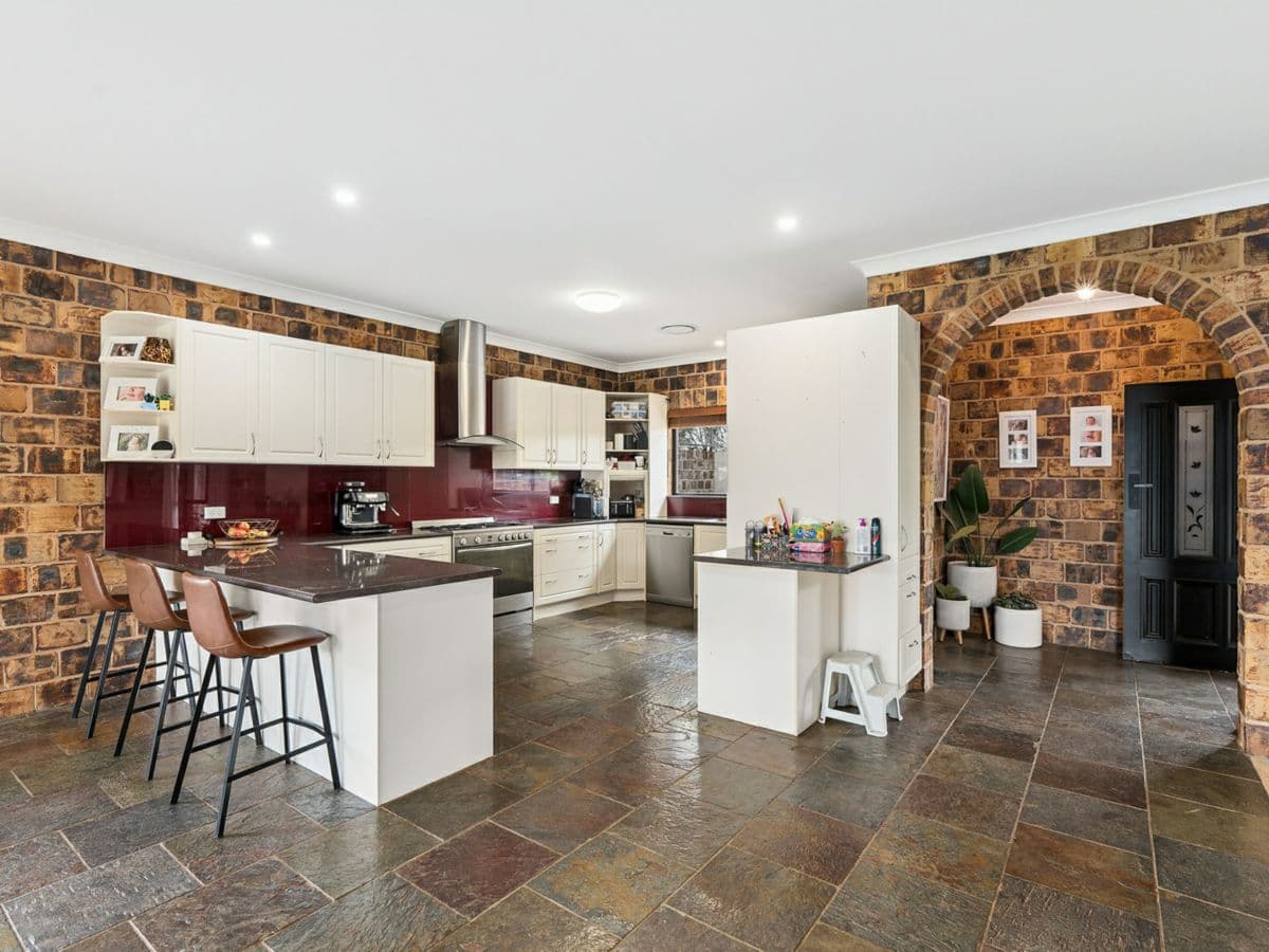 94 Trungley Hall Road, TEMORA, Temora - Thumbnail 5
