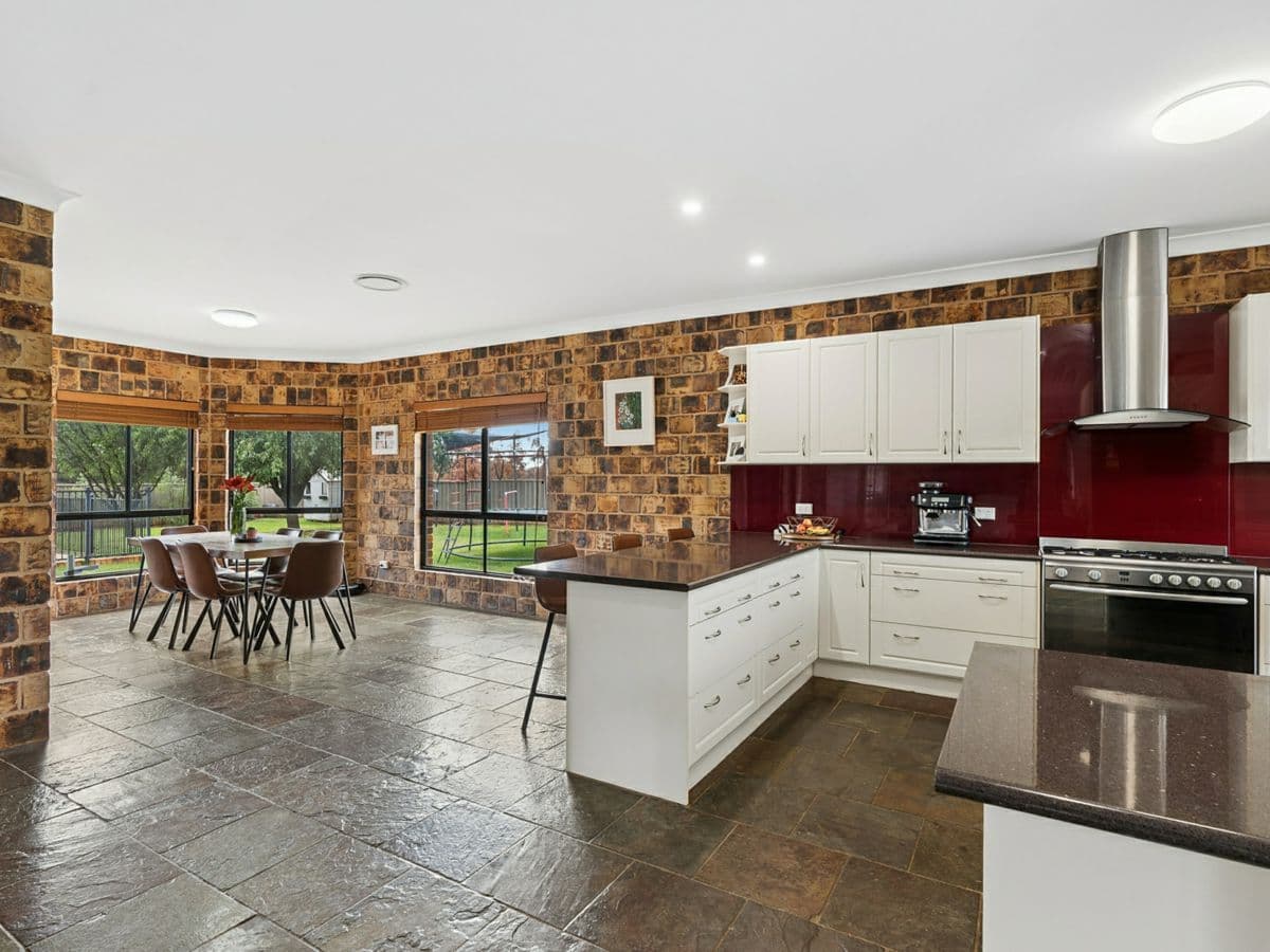 94 Trungley Hall Road, TEMORA, Temora - Thumbnail 7