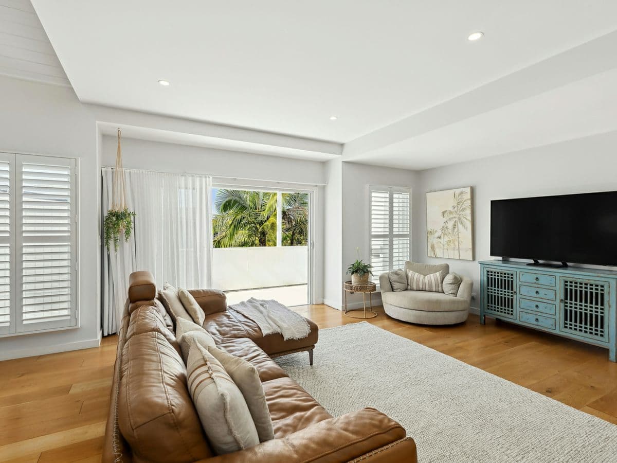 8/6 Ghersi Avenue, WAMBERAL, Wamberal - Thumbnail 3