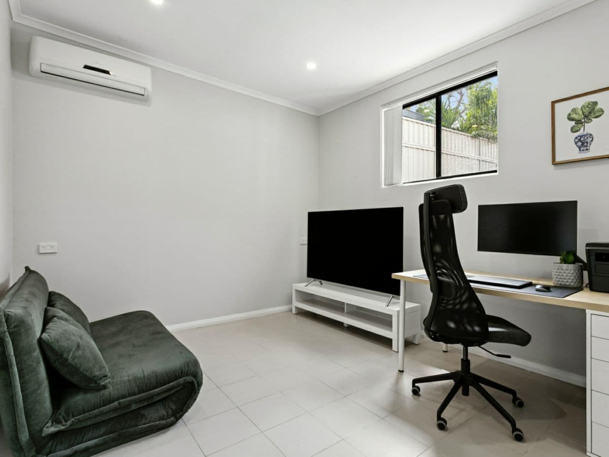 1 Angus Avenue, PEAKHURST, Peakhurst - Thumbnail 7