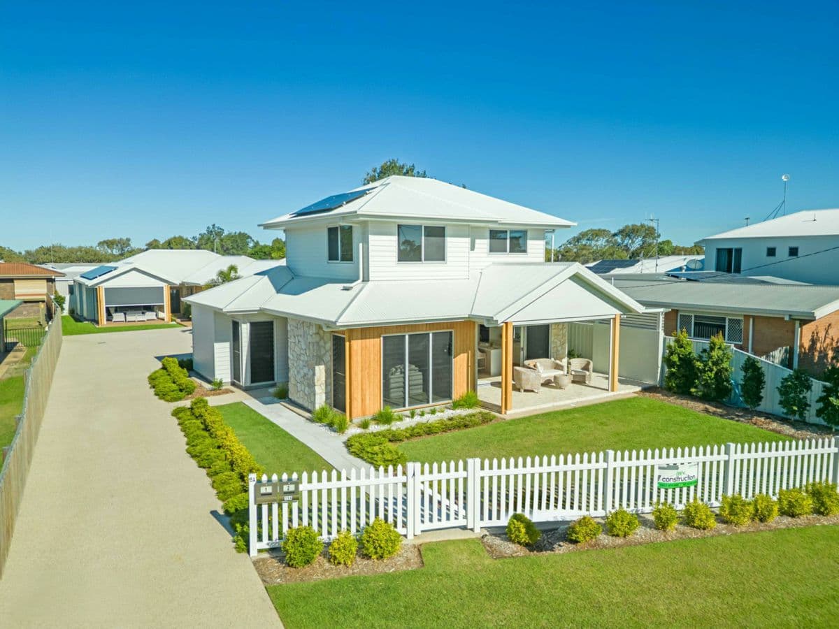 15A Howard Street, BARGARA, Bargara - Thumbnail 2