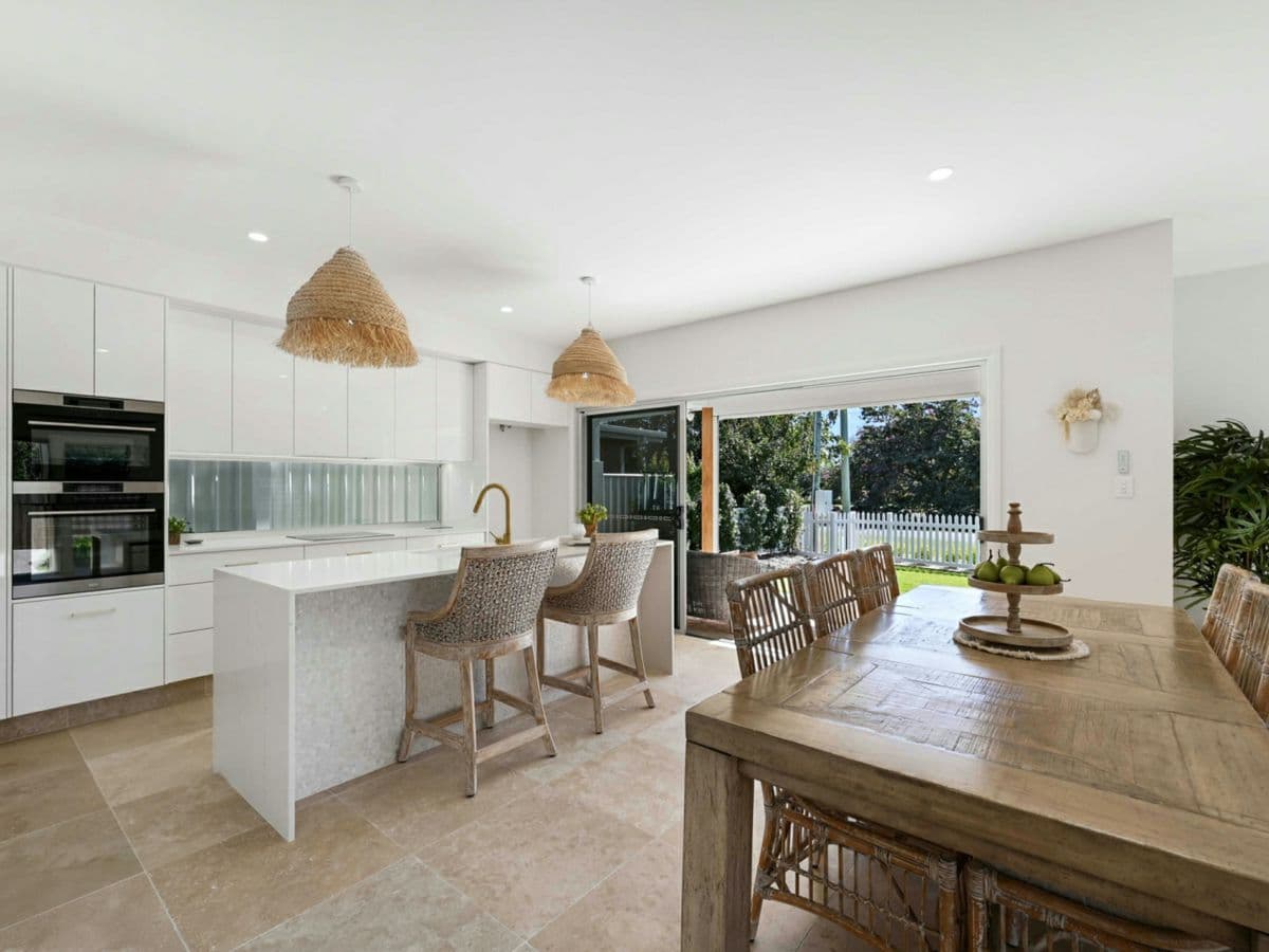 15A Howard Street, BARGARA, Bargara - Thumbnail 8