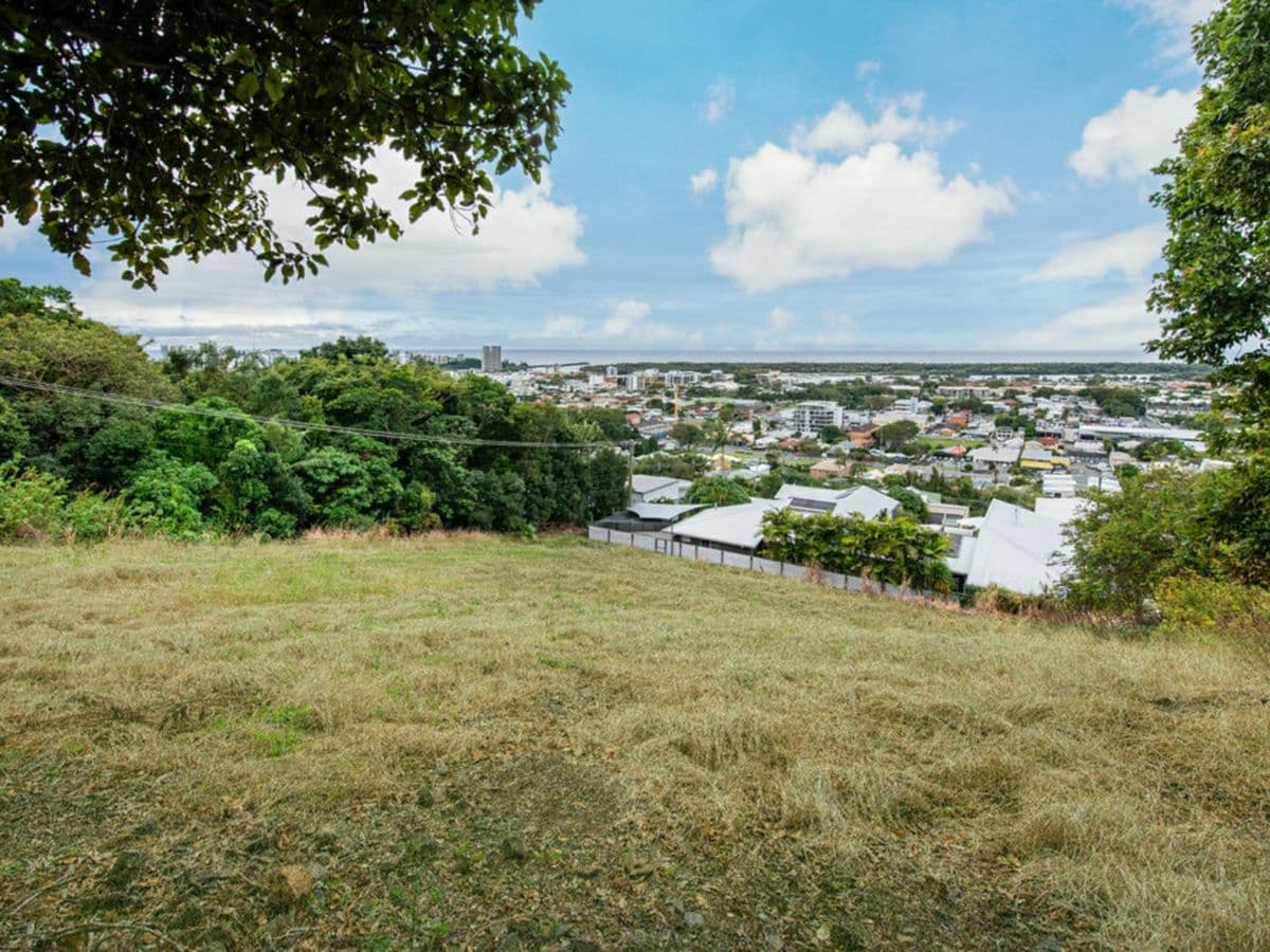 5 Razorback Road, TWEED HEADS, Tweed Heads - Thumbnail 4