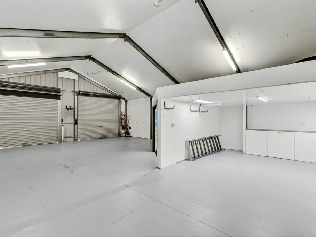 303 Charlemont Road, ARMSTRONG CREEK, Armstrong Creek - Thumbnail 2
