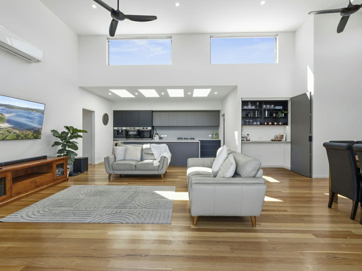 22 Mulloway Circuit, MERIMBULA, Merimbula - Thumbnail 2