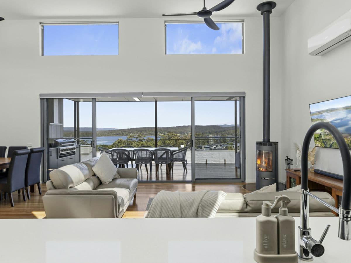 22 Mulloway Circuit, MERIMBULA, Merimbula - Thumbnail 3