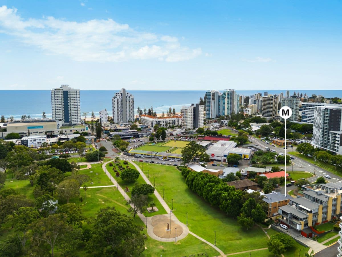 1/16A Warrawong Street, COOLANGATTA, Coolangatta - Thumbnail 2