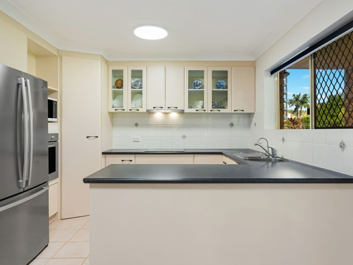 1/16A Warrawong Street, COOLANGATTA, Coolangatta - Thumbnail 6