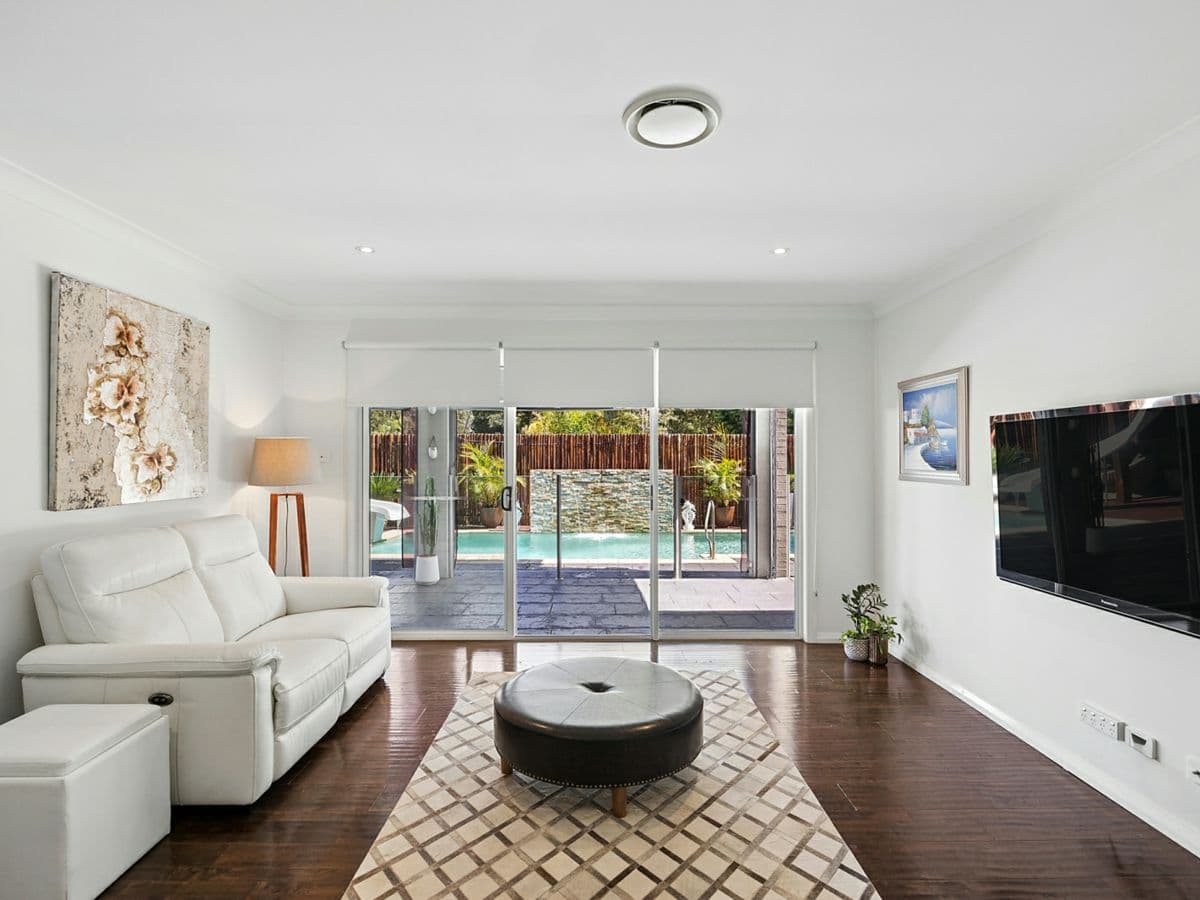 6 Oscar Drive, CHITTAWAY POINT, Chittaway Point - Thumbnail 6