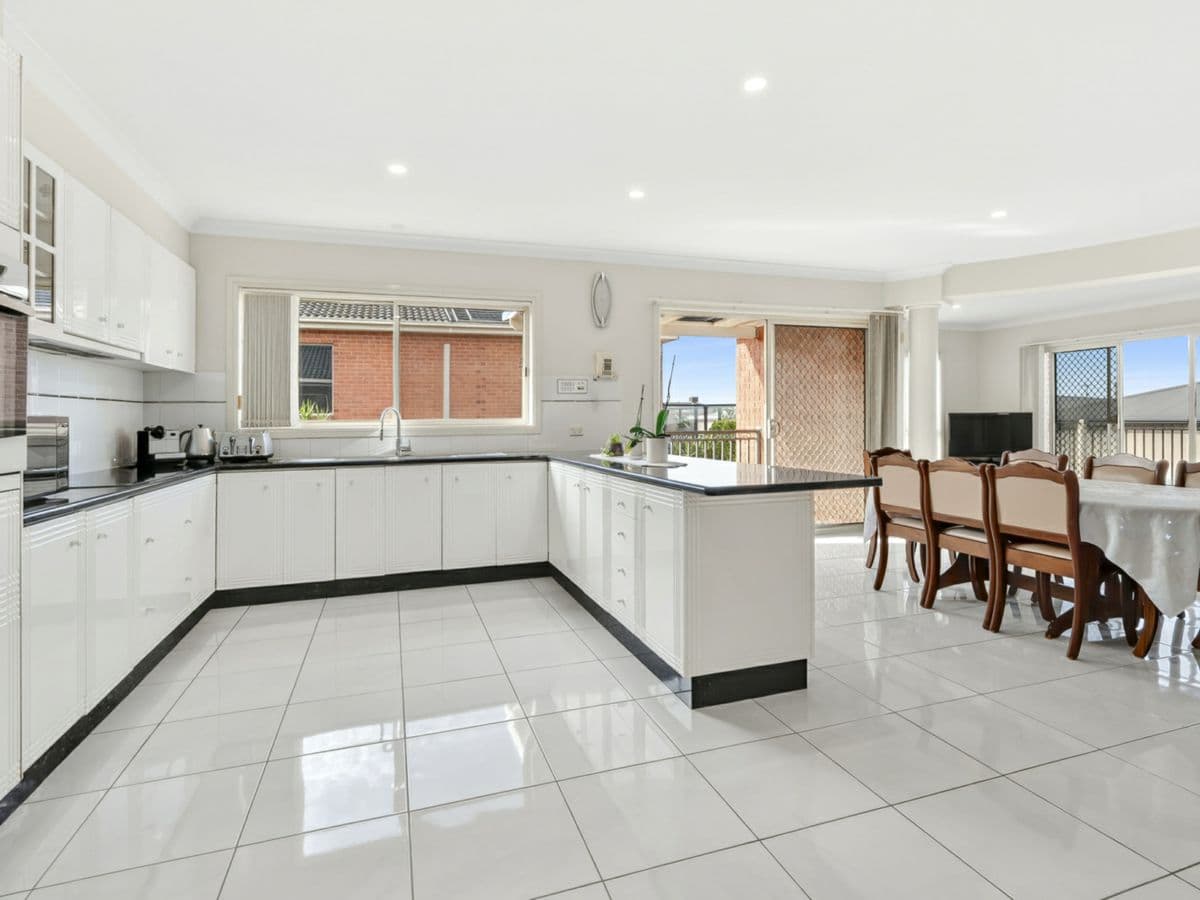 43 Dane Avenue, BELL POST HILL, Bell Post Hill - Thumbnail 4