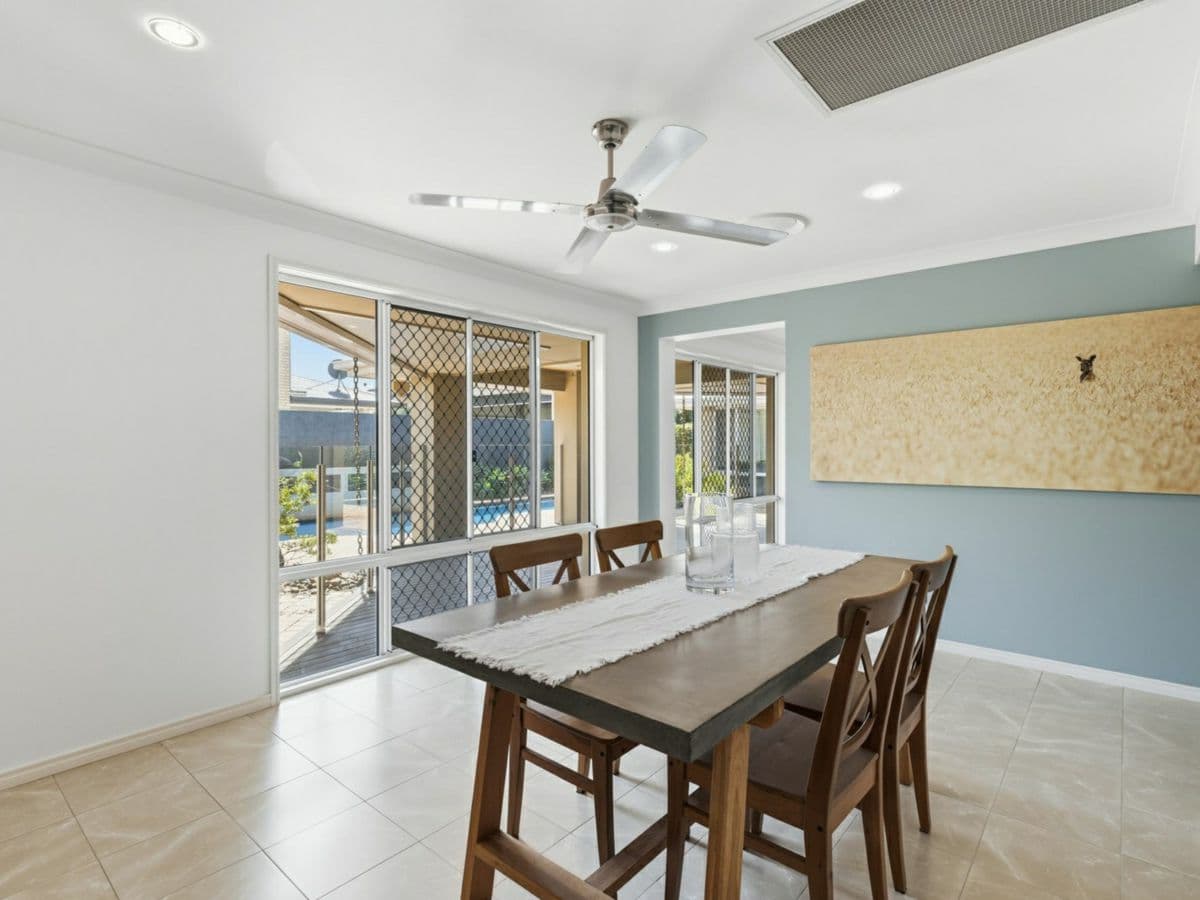 11 Blackall Road, MURRUMBA DOWNS, Murrumba Downs - Thumbnail 6