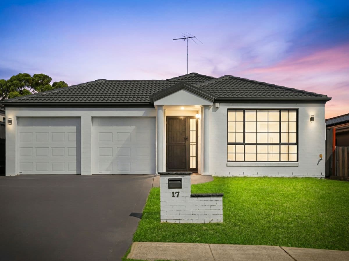 17 Parklea Drive, PARKLEA, Parklea - Image 1