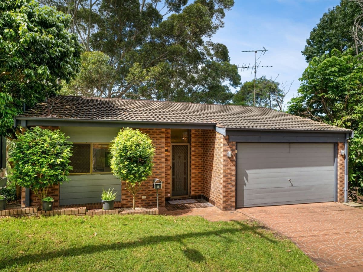 52 Wayne Avenue, LUGARNO, Lugarno - Image 1