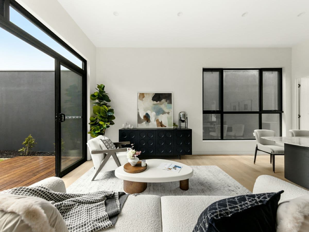 1/9-13 Frankcom Street, BLACKBURN, Blackburn - Thumbnail 2