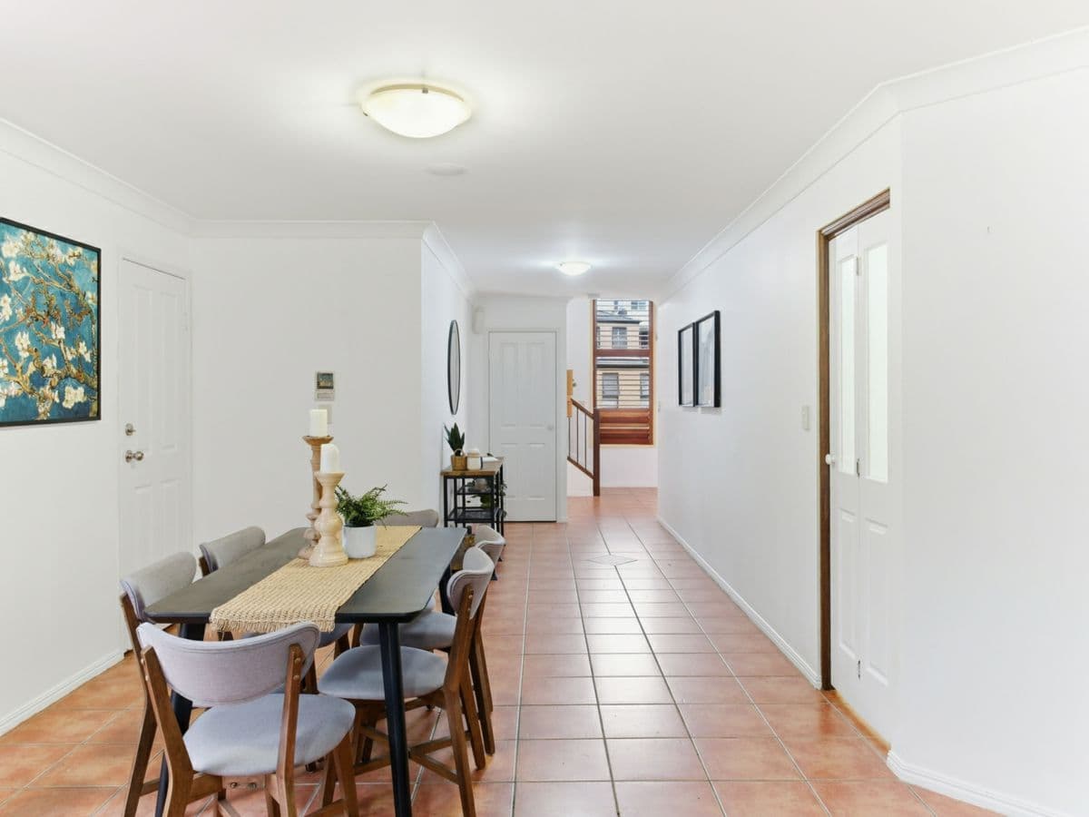 26 Estate Place, HOLLAND PARK WEST, Holland Park West - Thumbnail 7