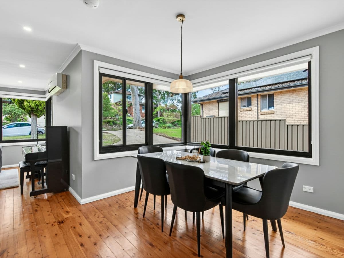 17 Sanders Crescent, KINGS LANGLEY, Kings Langley - Thumbnail 4
